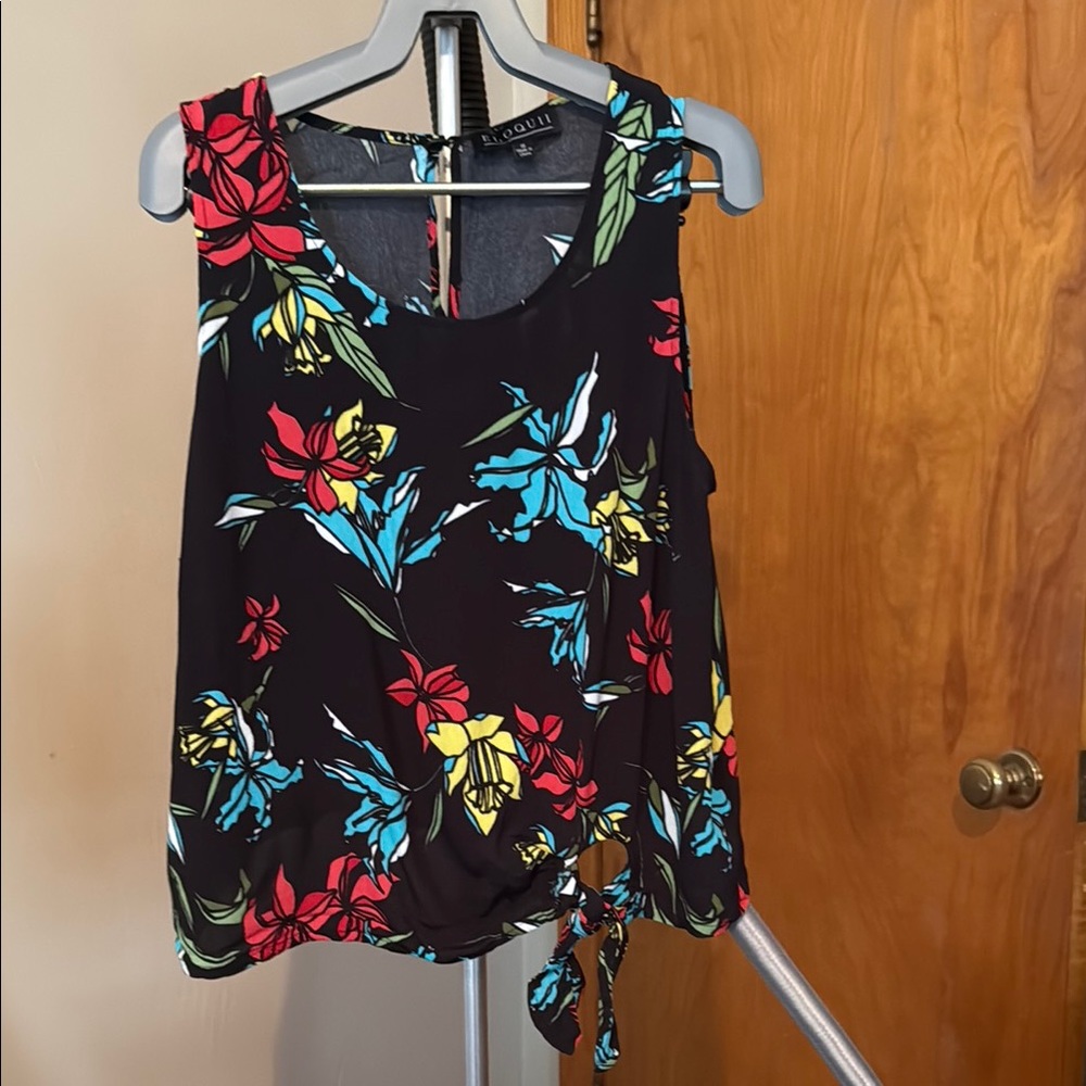 Eloquii size 16 sleeveless top. Like new